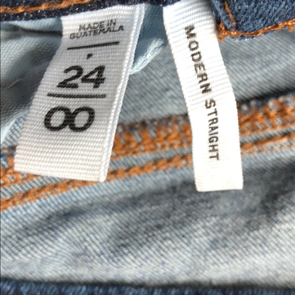 °Made and loved LOFT Cuffed jeans° - Picture 8 of 8